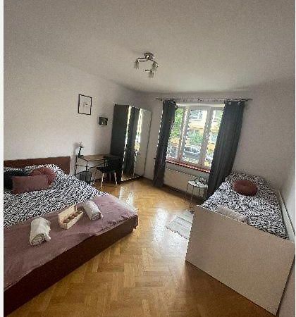 Cheerful 3 Bedroom City House Krakow Exterior photo